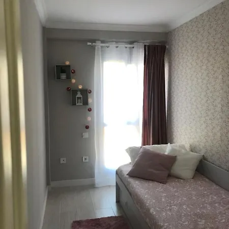 Lejlighed Valentinas House *